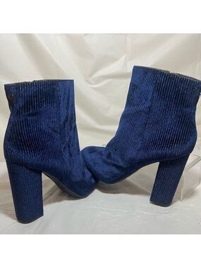 Circus by Sam Edelman 7
Blue Booties